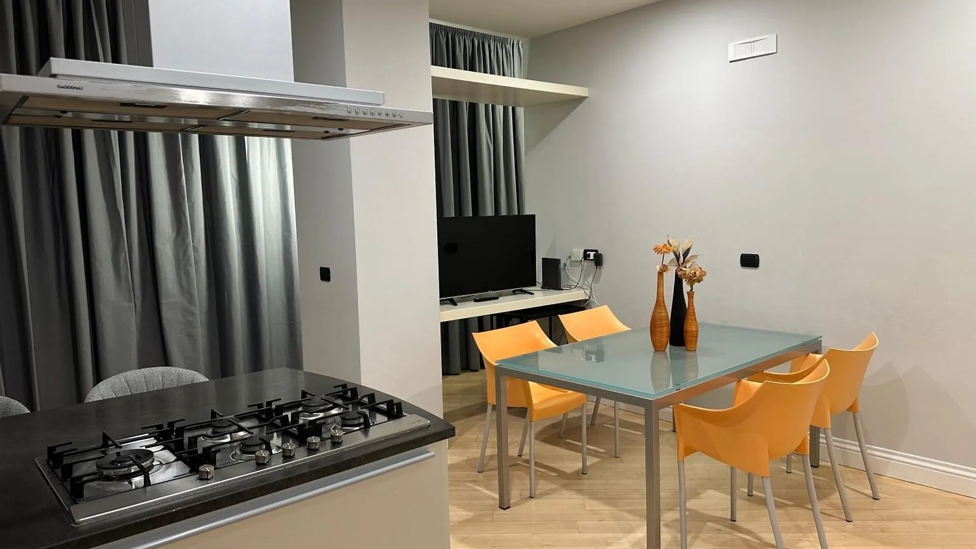 -Villa Paola City Center- Luxury House In Town Centre Bari 0*,  Italien